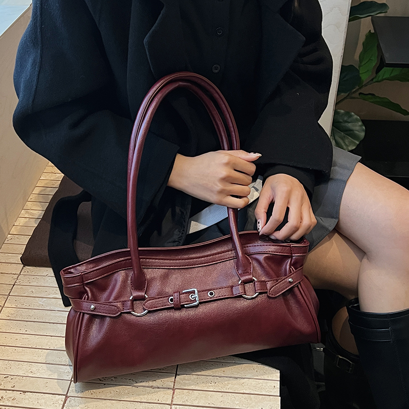 Leatherwork Ideas - LEFTSIDE 2025Neue Damen-Handtasche aus rotem Leder,