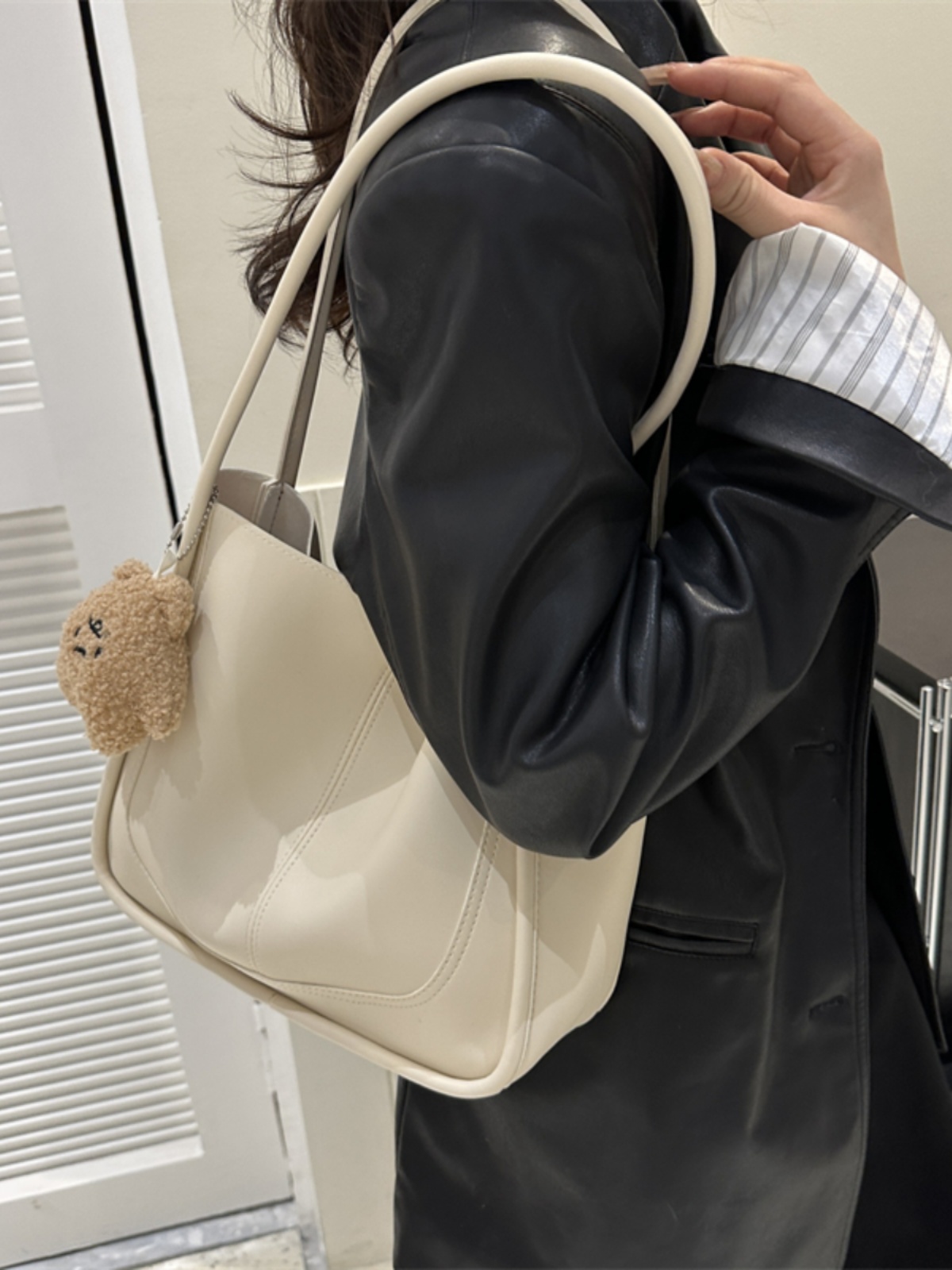 Große Kapazität Bucket Bag Dam – Leather Work Bag Bewertung und Preis