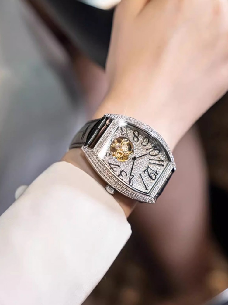 Frauen Glänzende Diamanten Ver – Leatherwork Ideas Bewertung und Preis