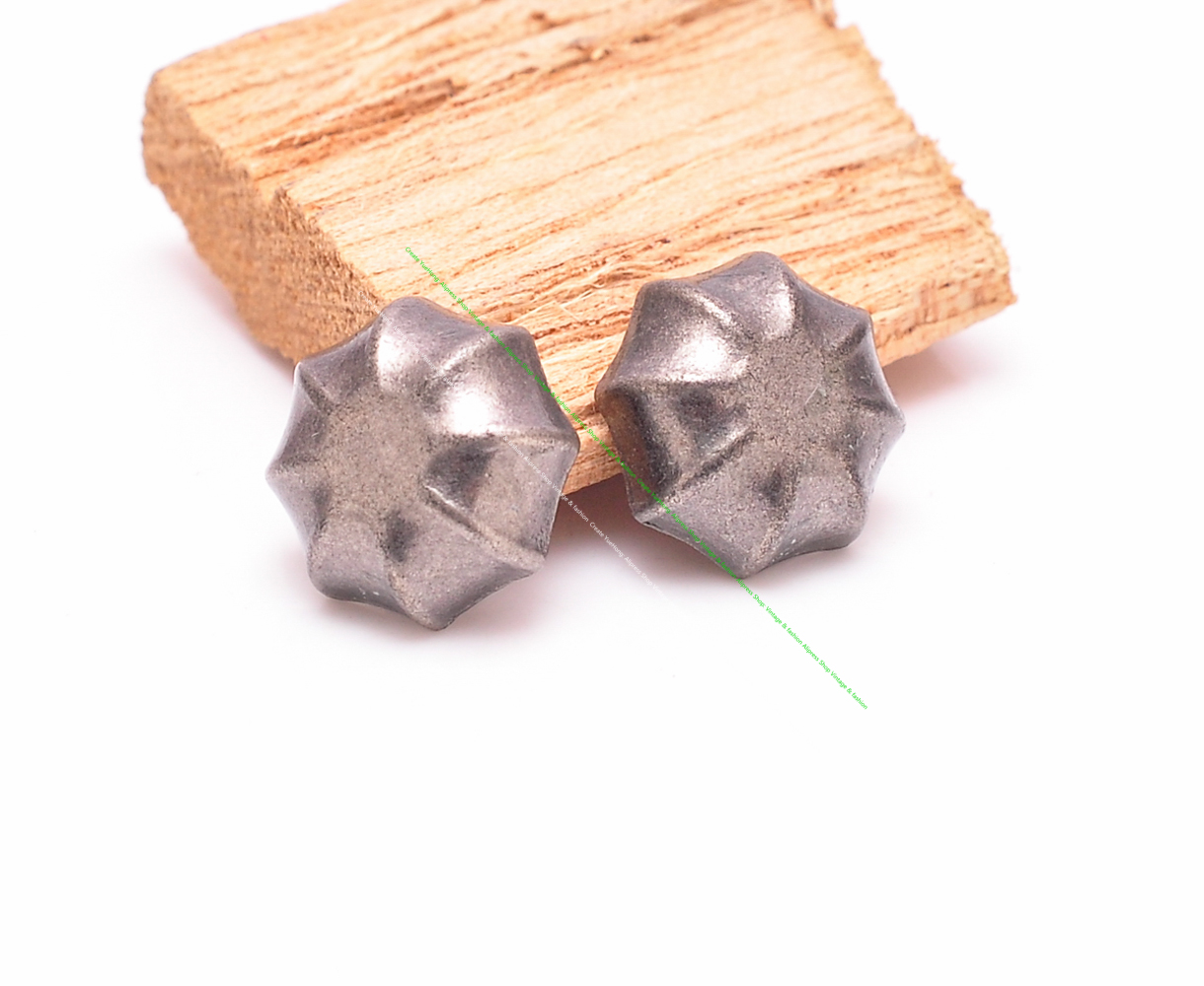 50 Stück Retro Silber Rosette  – Leatherwork Jewelry Bewertung und Preis